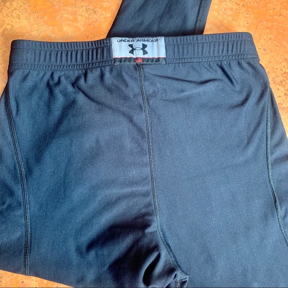 UNDER ARMOUR Performance Apparel Leggings - Picture 2 of 7